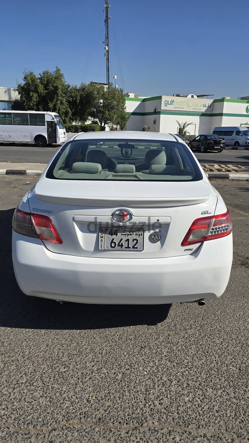 Toyota Camry 2010 6