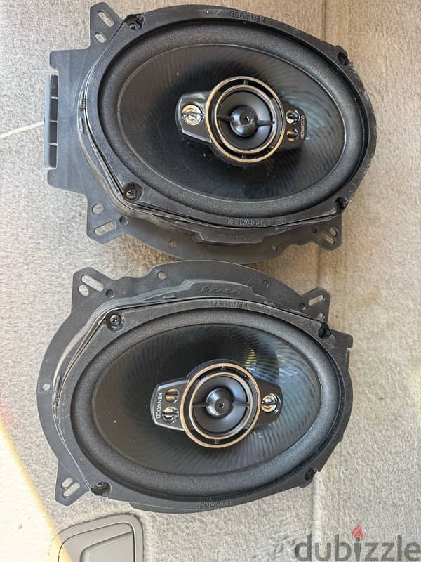 Kenwood Car speakers 650 watts 1