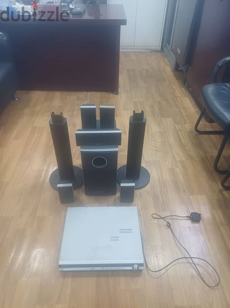 Sony DVD -Home theater set Used 0