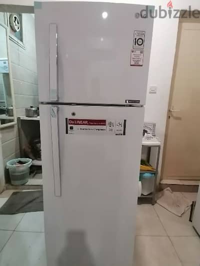 LG double door fridge very good condition for sale in mangaf block 4.