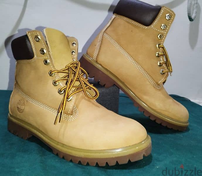 Timberland waterproof boots . good condition For sale. Only 20 kd 0