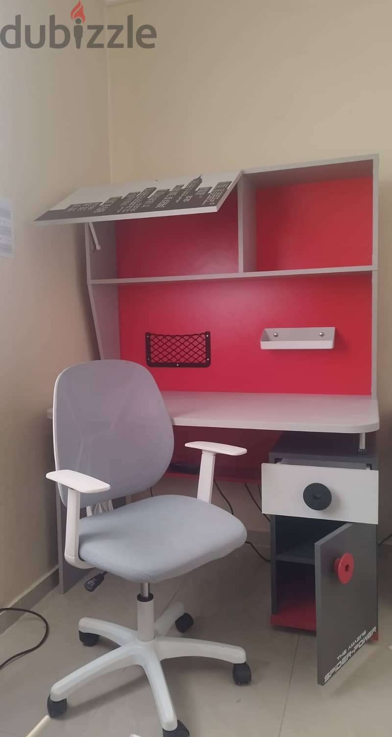 Kids Study Desk with Chair 1