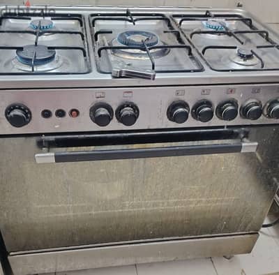 5 burner Gas stove for sale