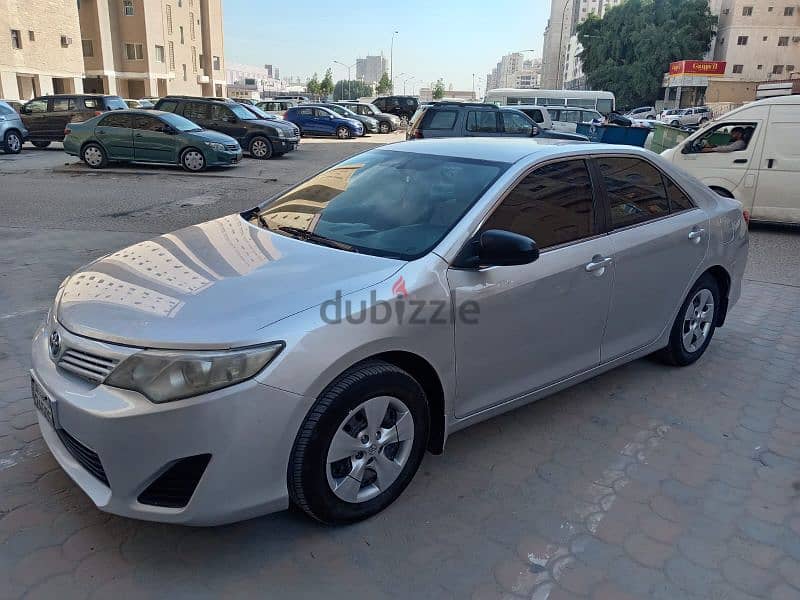 Toyota Camry 2014 4