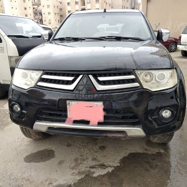 Mitsubishi Pajero Sport 2014 1