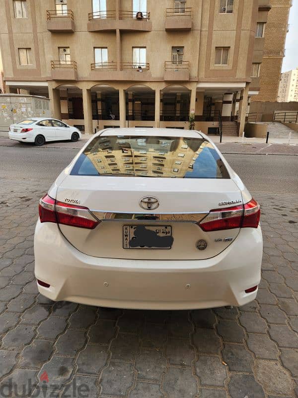 Toyota Corolla 2015 3