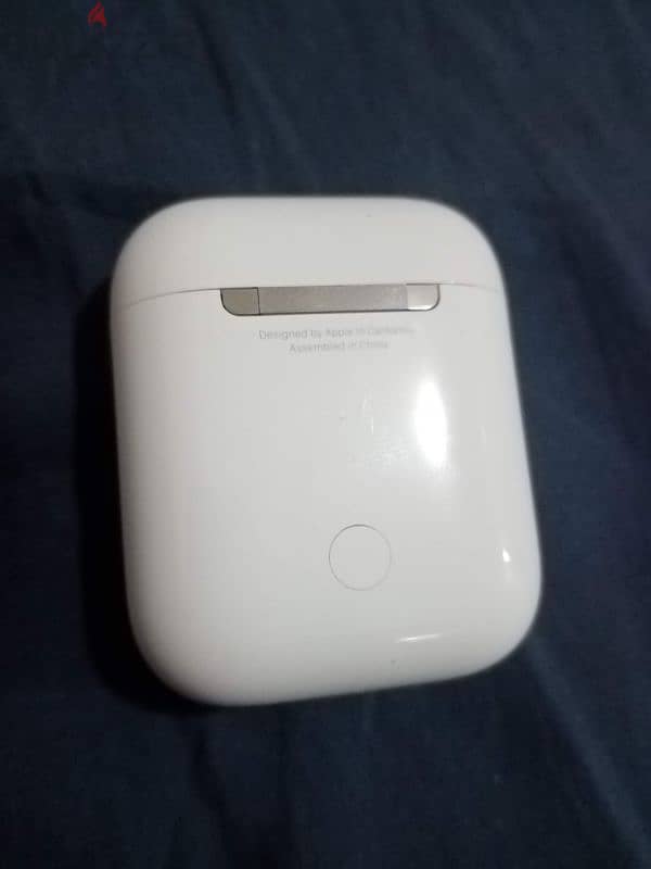 Apple AirPods 2 left earphones, original, new, with serial number 2