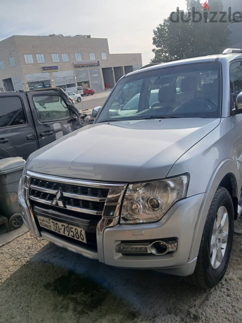 Used Mitsubishi Pajero 2015 sale!!! 4