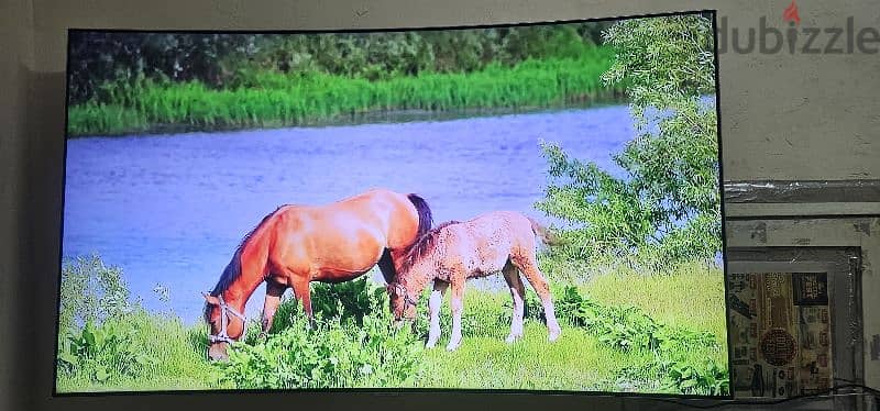 SAMSUNG QLED 55 INCH 4K SMART CURVED MODEL VERY GOOD CONDITION 2