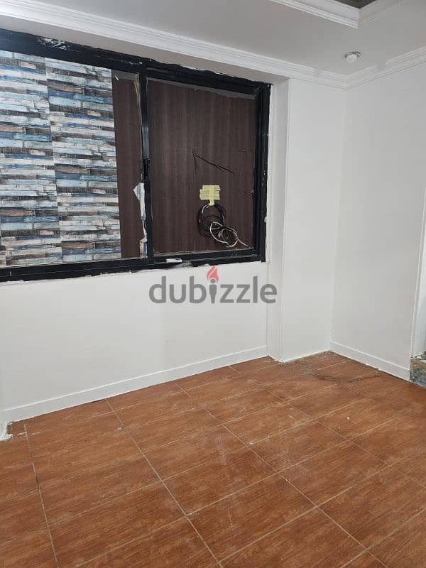 For rent a studio in Hawally, Tunis Street, unfurnished for families 1