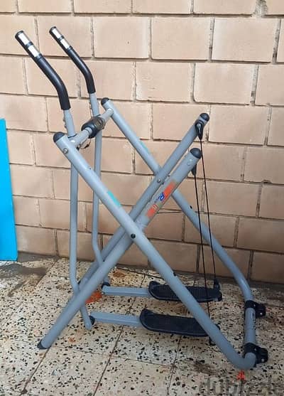 Gazelle glider air walker exercise machine