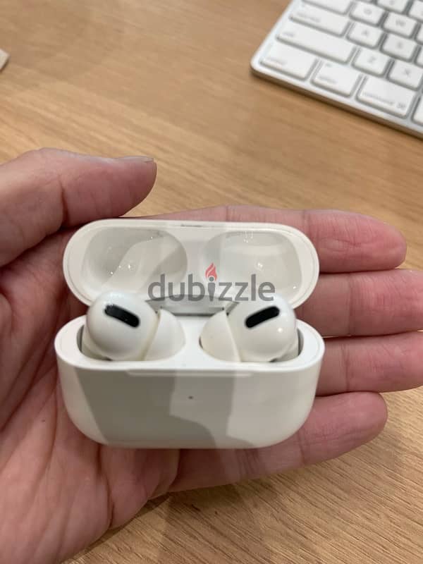 Apple AirPods Pro 1 1