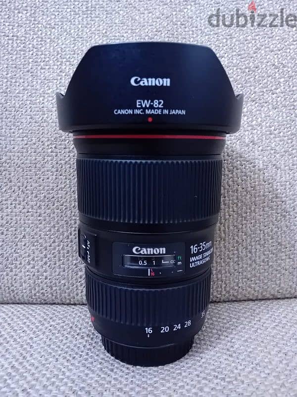 Canon EF 16-35mm F/4 L IS USM Like new 0