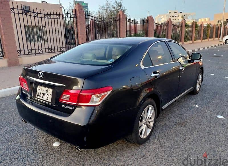 Lexus ES350 2011 excellent condition 1