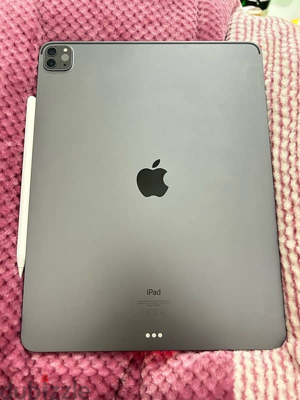 iPad Pro 5th Gen (12.9inch) 1