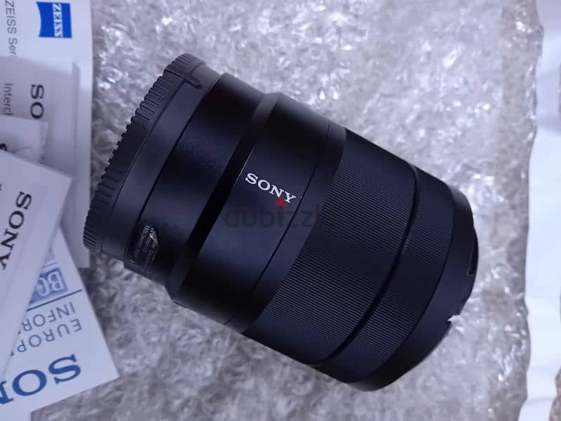 Sony E 16-70mm F/4 Full Frame Lens 3