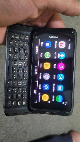 Nokia Model E7 orginal sharger 14