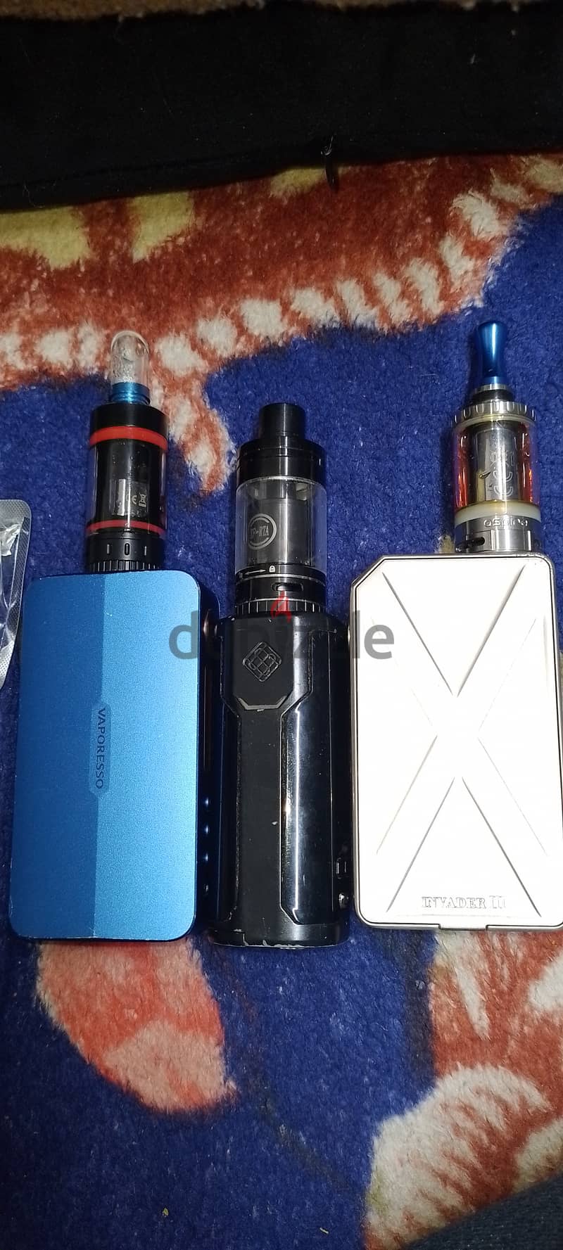 3 vapes with accessories only 55 kd          Brand tesla 1