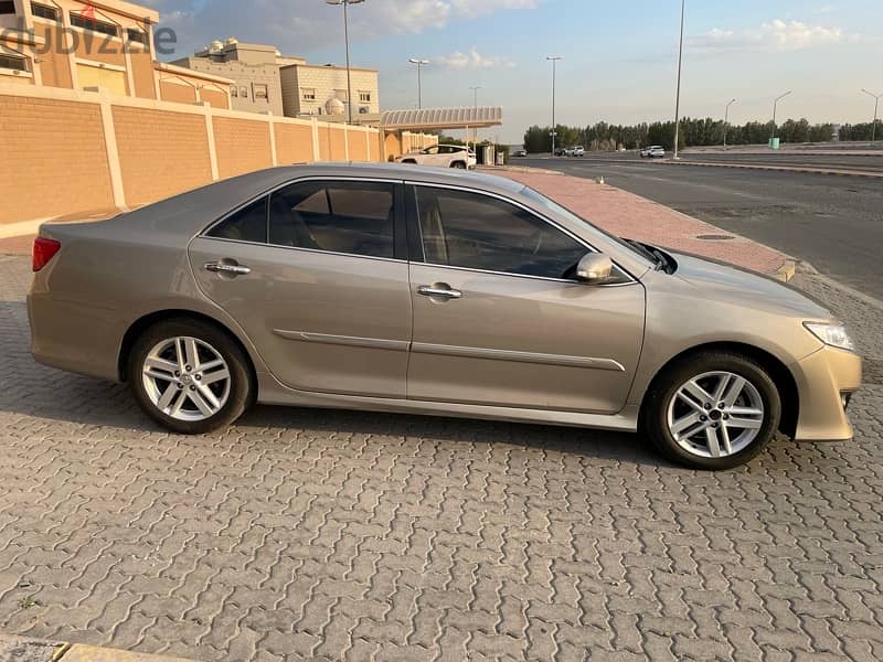 Toyota Camry 2013 GLX 1