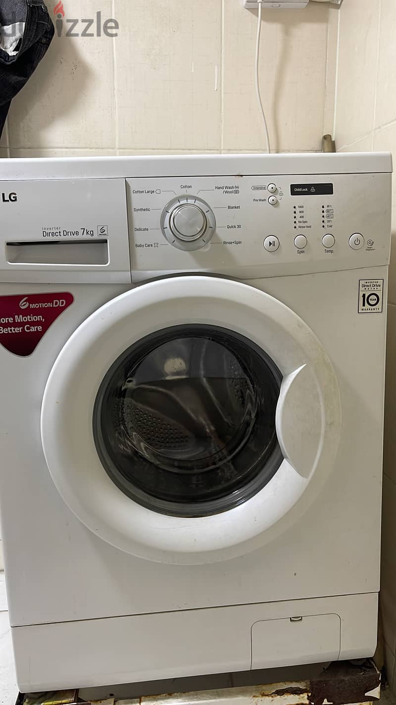 LG 7.0 kg front load washing machine sparingly used 3