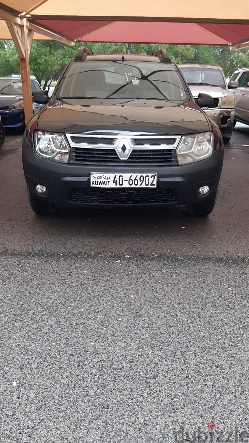 Renault Duster 2016 family used suv for sale in salmiya (100 K) 0