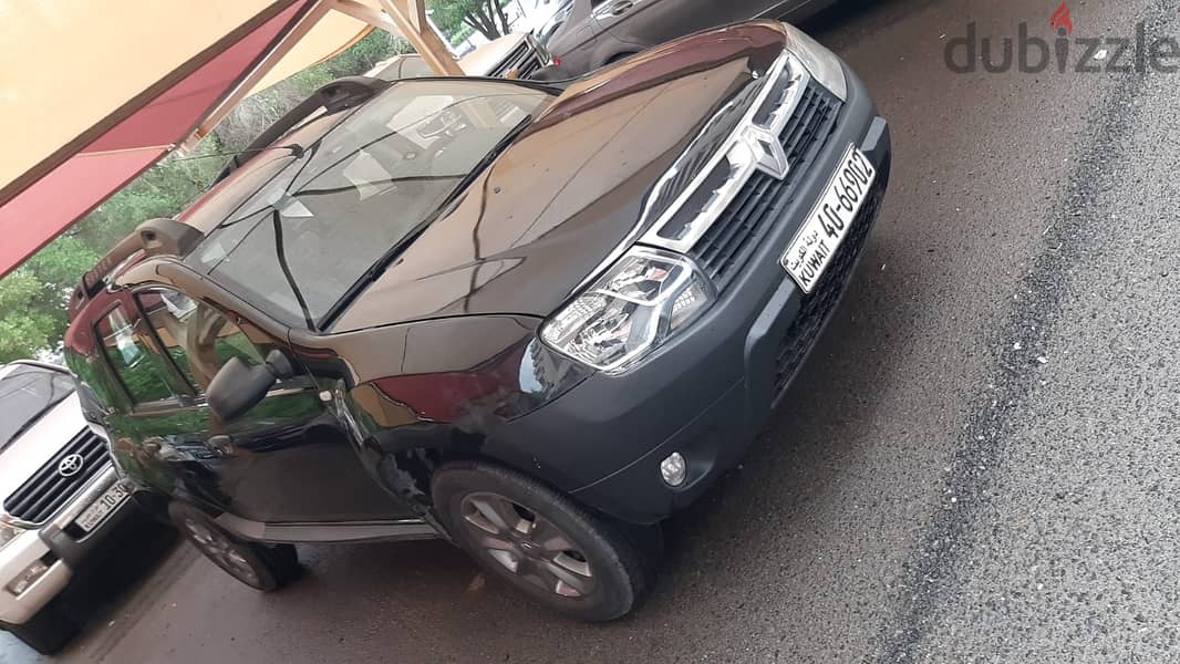 Renault Duster 2016 family used suv for sale in salmiya (100 K) 10