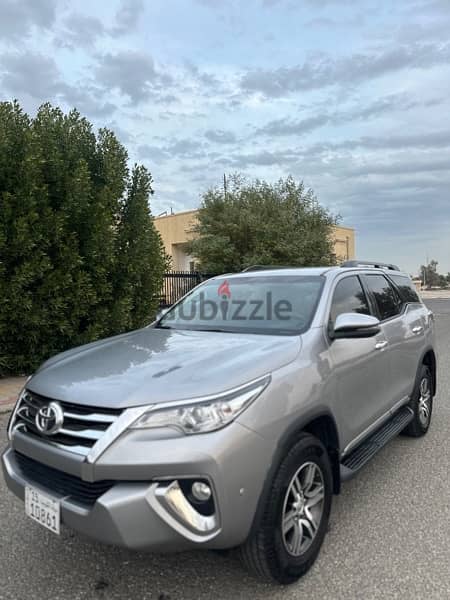 Toyota Fortuner 2018 0