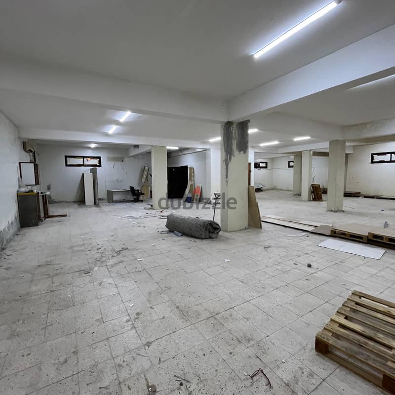 Basement warehouse for rent in Salwa, Block 11 4