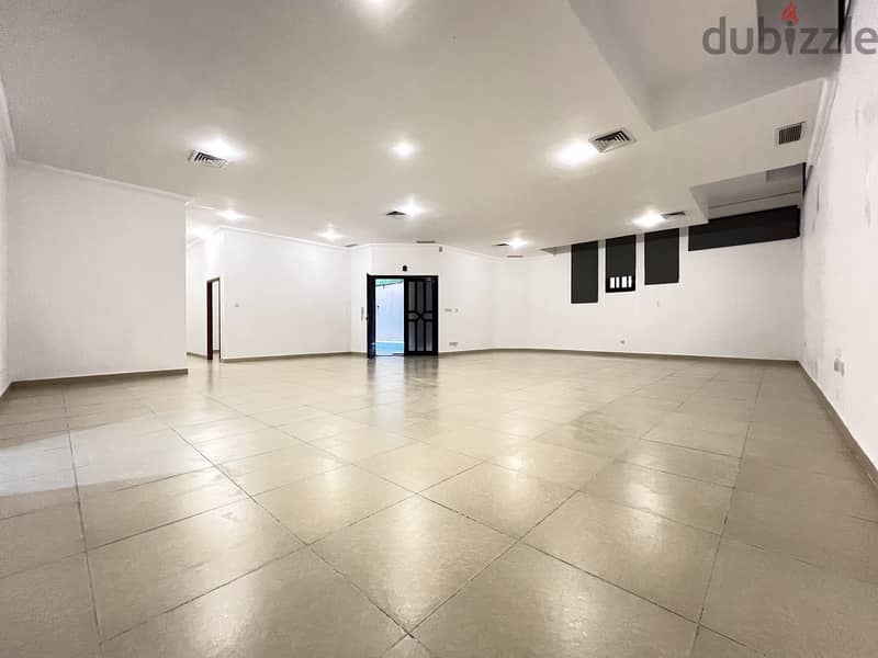 Abu Fatira – unfurnished four bedroom w/private pool 1