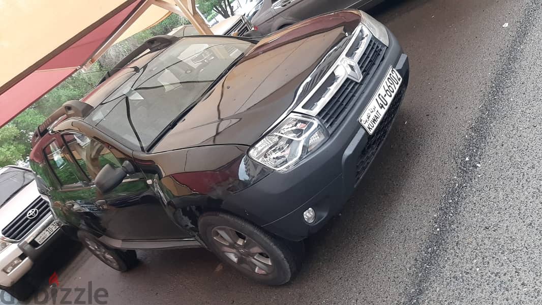 Renault Duster 2016 family used suv for sale in salmiya (100 K) 0