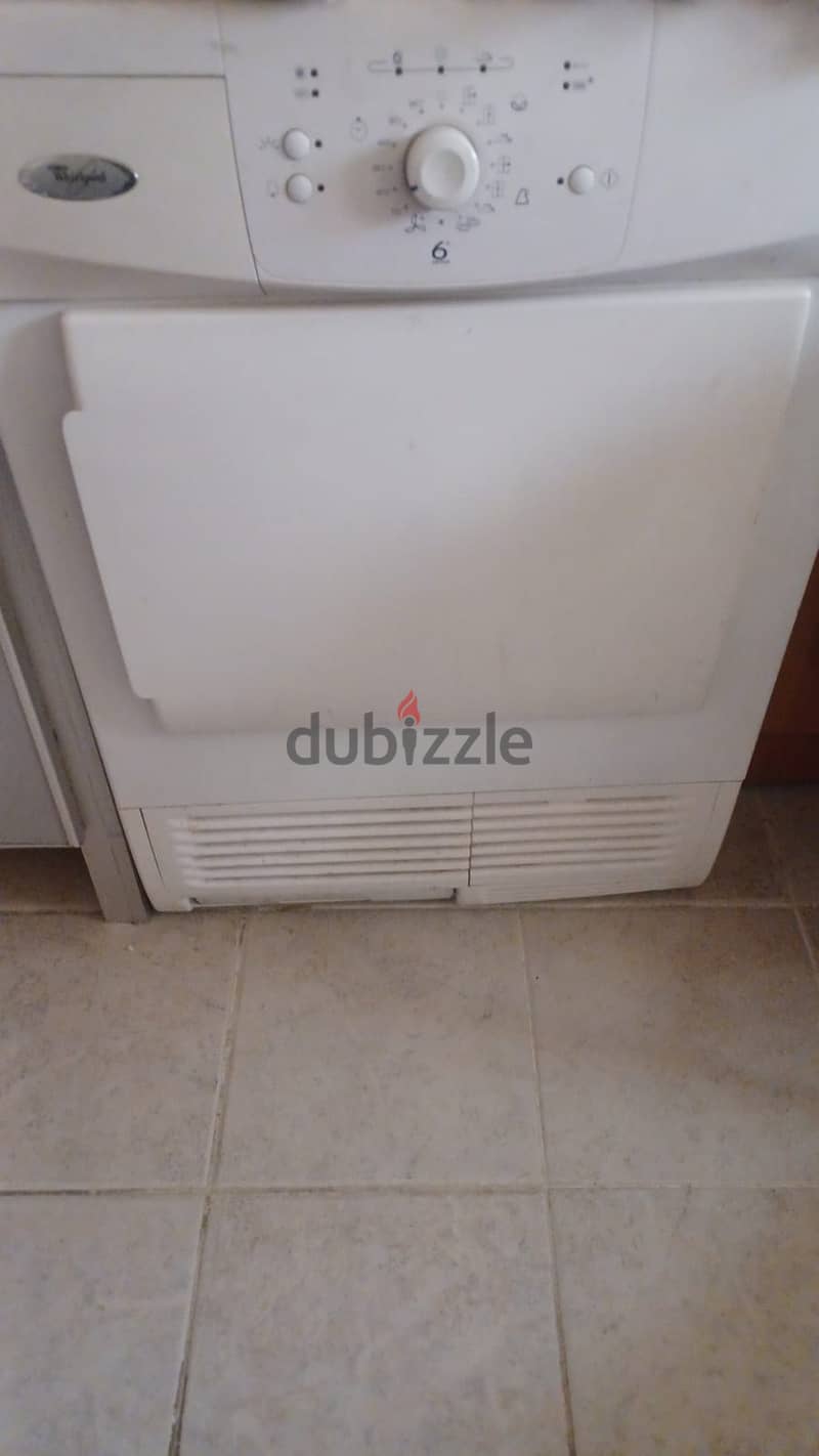 DRYER HARDLY USED 0