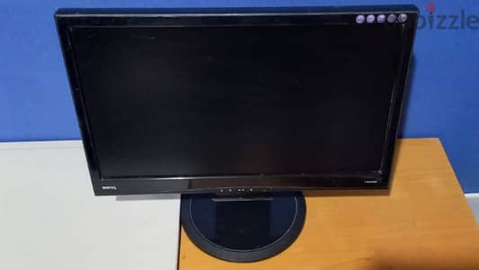 Benq monitor with inbuilt speaker 18.5 inches