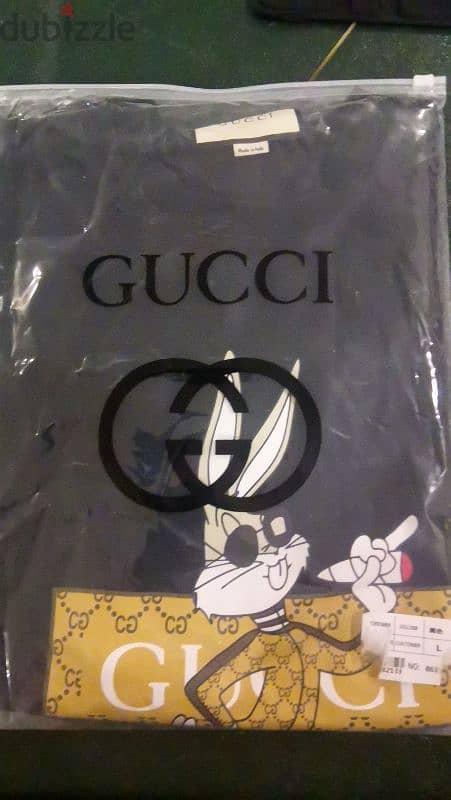 Gucci bugs bunny t-shirt  Size: Large 0