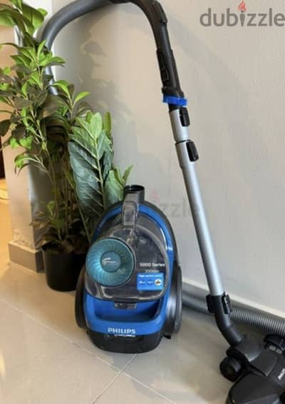 Philips 2000W PowerPro Active Vacuum Cleaner For Sale