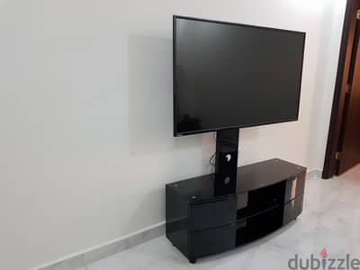 TV with Google Chrome with Cabinet for Sale