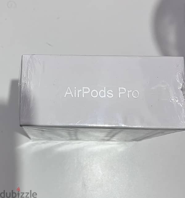 air pods pro (lighting) 4