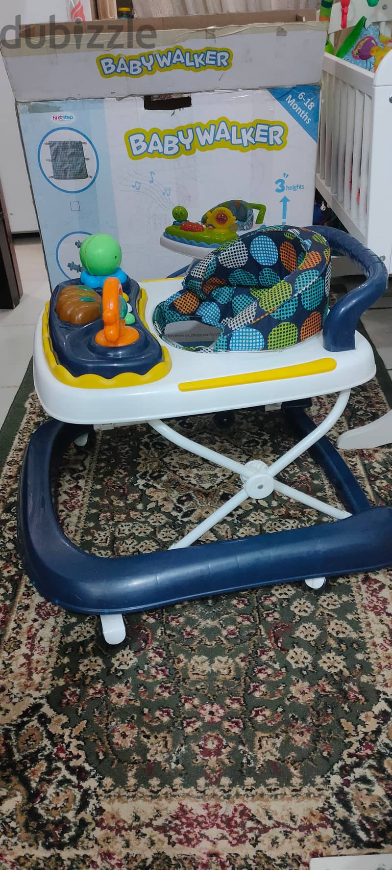 Baby walker with music and rhythm. Good condition. 0