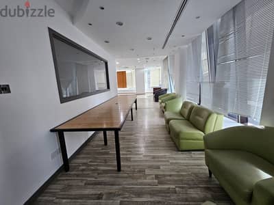 Office for rent in sharq 317 sq rent 2300 kd