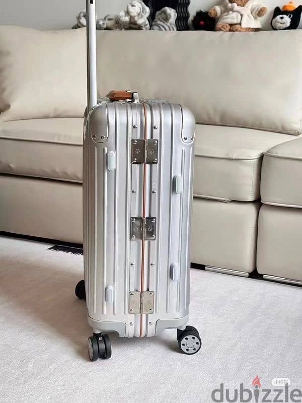 Rimowa cabin suitcase 2