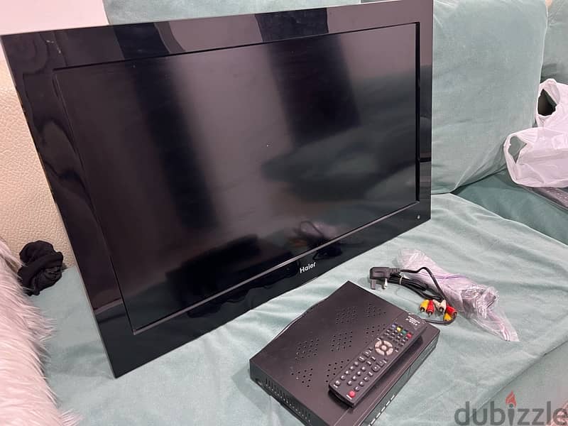 haier lcd new condition 32 inch with original remote 0