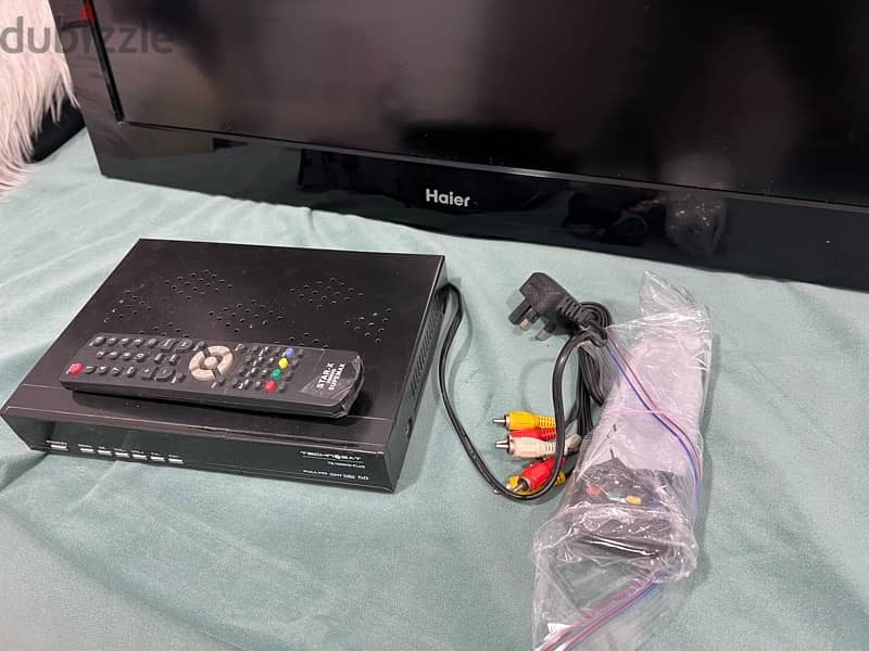 haier lcd new condition 32 inch with original remote 1