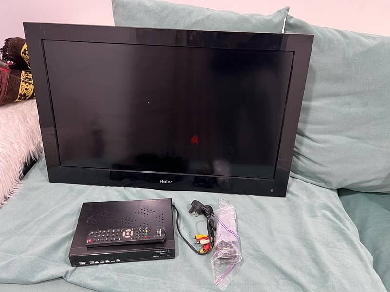 haier lcd new condition 32 inch with original remote 2