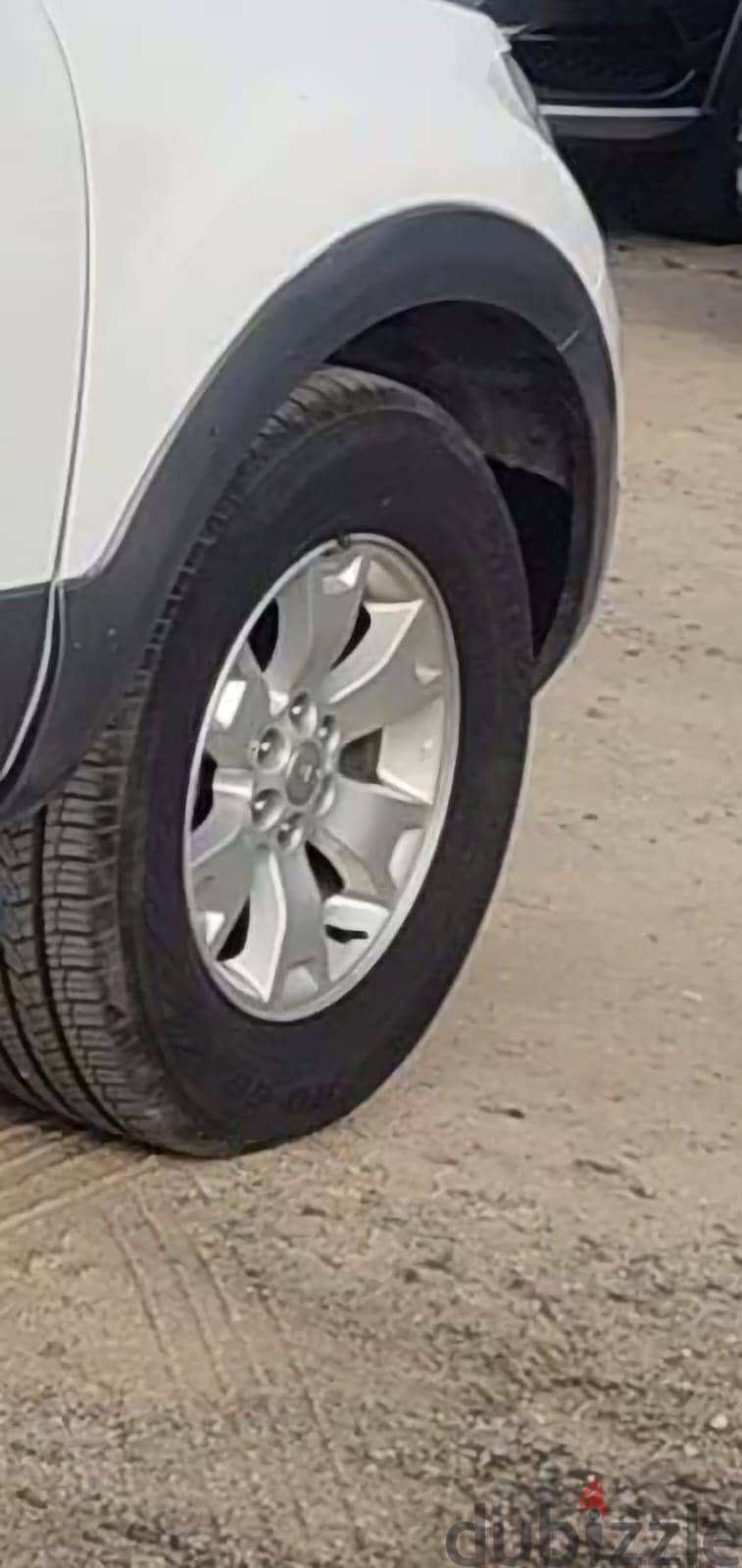 Used Tyre for sale like new 1500km run 0