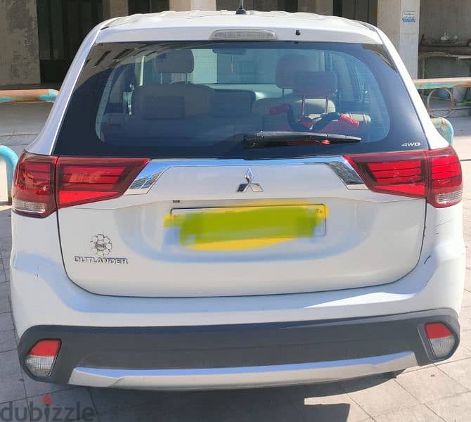 Mitsubishi Outlander 2016 0