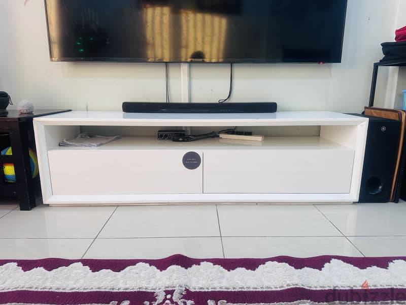 TV unit for sale 1