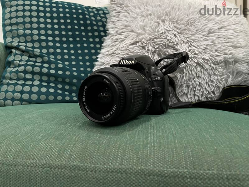 Nikon D3100 DSLR Camera for sale 0