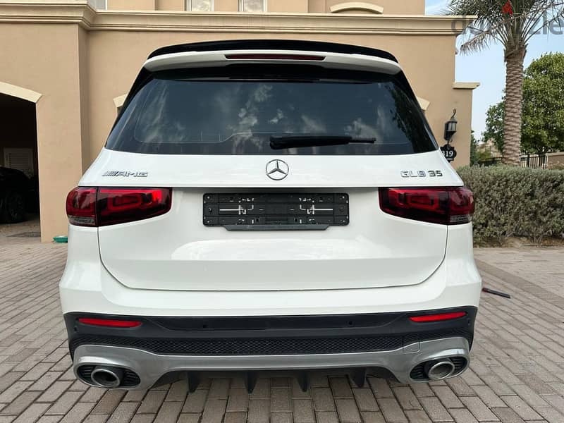 Mercedes-Benz GL-Class 2023 GLB 6