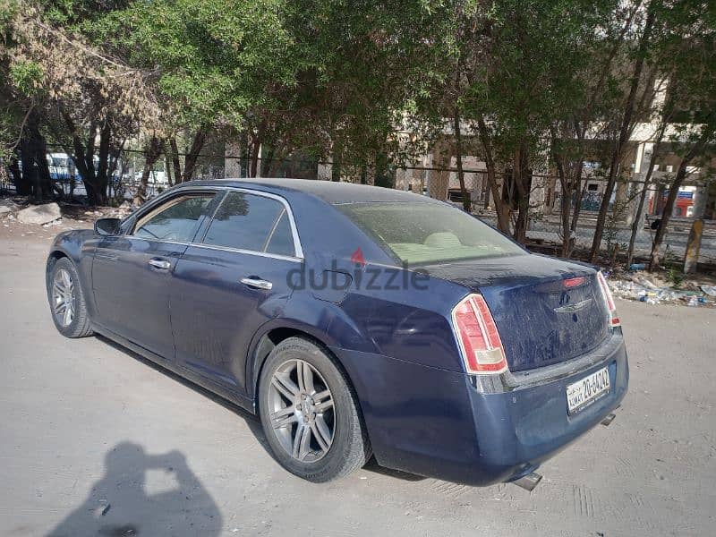 Chrysler /300C 2013 in neat condition 176000km only 950last T. 60905440 7