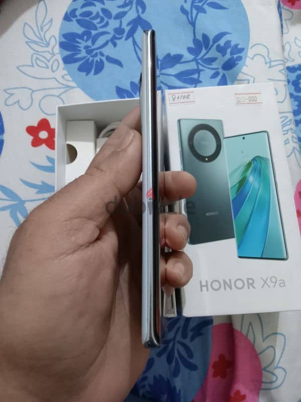 For sale or exchange Honor X 9A 5g In excellent condition 3