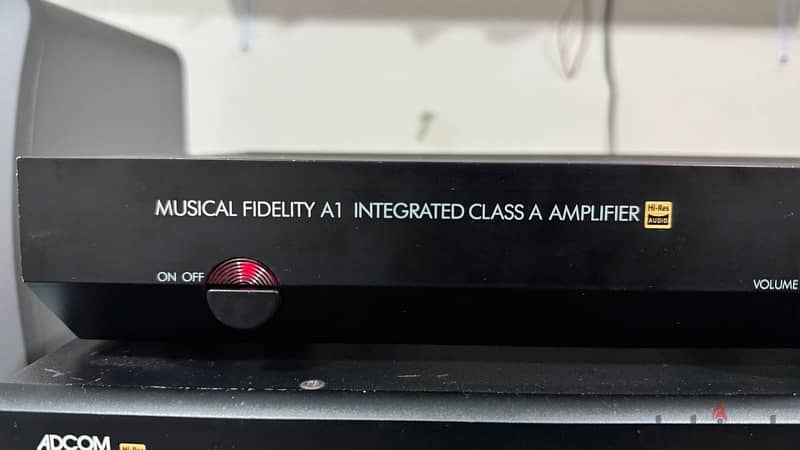 Musical Fidelity A1 integrated amplifier a true pure Class A amplifier 1